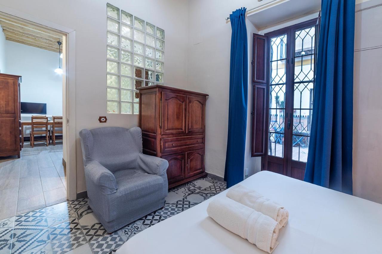 Alohamundi Conde De Barajas Apartment Seville Luaran gambar